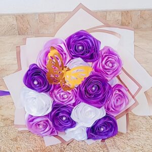 Ribbon Flower Bouquet – Purple & White (15 Flowers with 1 Butterfly) – Code: GZ005 💜🤍🦋